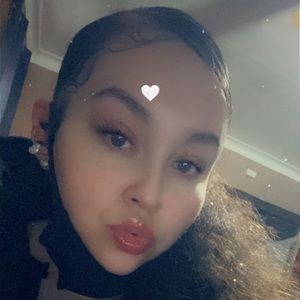 Meet your Posher, Lorena